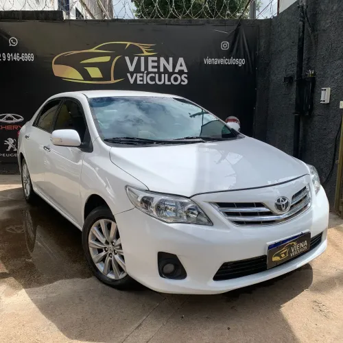 Toyota Corolla Altis 2.0 Flex 16V Aut. 2013