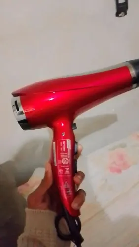 Vendo caixa de som modial nova e secador da Philco