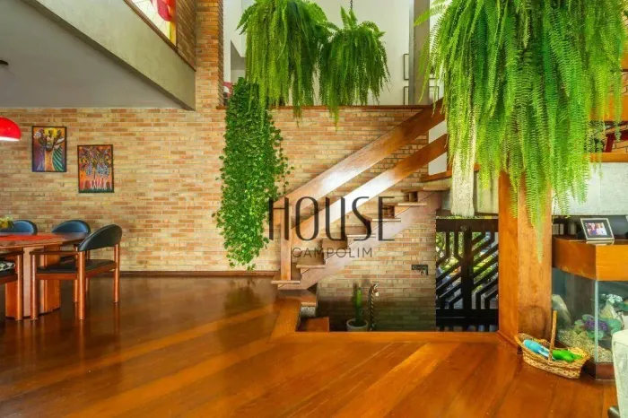 Casa com 3 quartos à venda, 408 m² por R$ 2.600.000 no Condomínio Residencial Village D'Av