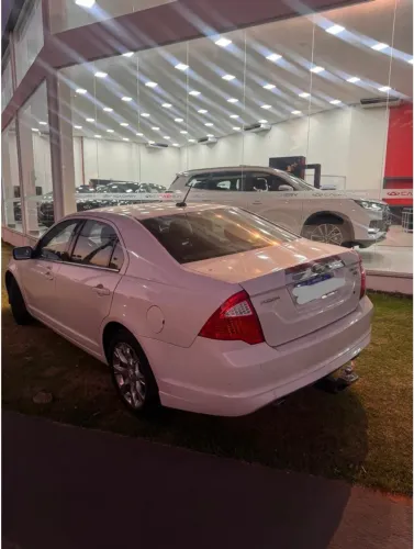Ford Fusion SEL 3.0 V6 AWD 24V 243cv Aut. 2012