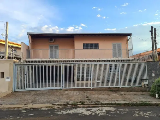 Casa para alugar em Campinas, Jardim Eulina, com 4 quartos, com 370 m²