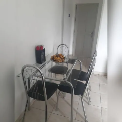 Aluga-se um apartamento / Parque das Laranjeiras - Condomínio São Judas Tadeu 1° Etapa.