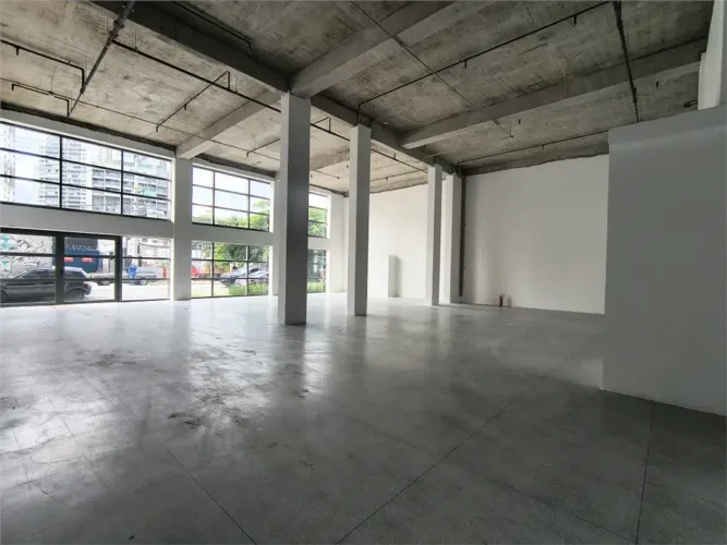 Excelente Oportunidade para alugar - Salão Comercial 656m² na Rua Camargo, Butantã
