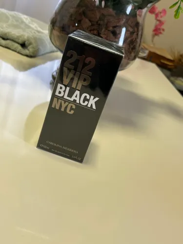 212 VIP BLACK NYC