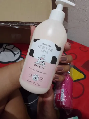 Loção hidratante DELEITE O Boticário
