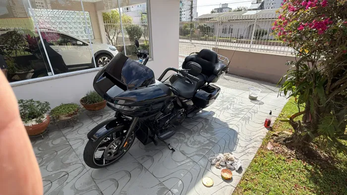 Oportunidade de ter uma moto sem detalhes 