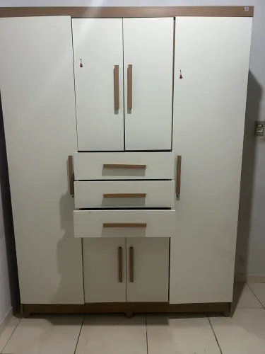 Guarda roupa