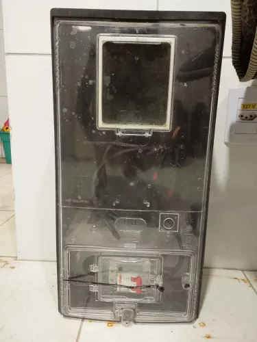 Vendo caixa de Luz completa