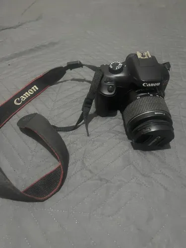 CÂMERA FOTOGRÁFICA CÂNON T100 COMPLETA