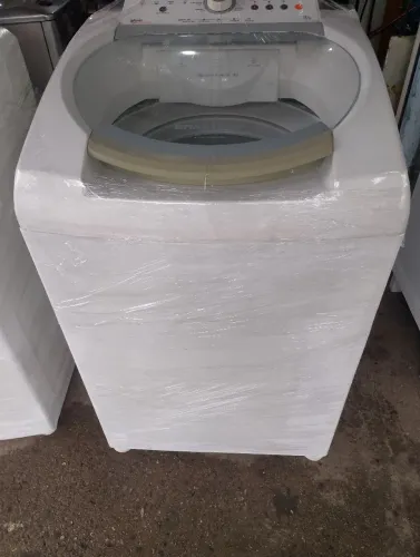 Máquina de lavar Brastemp 11 kg semi-nova
