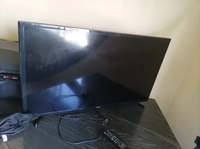 Televisão Retirada Peças