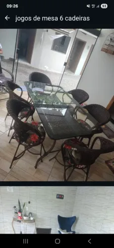 Conjunto mesa com 6 cadeiras em fibra sintética