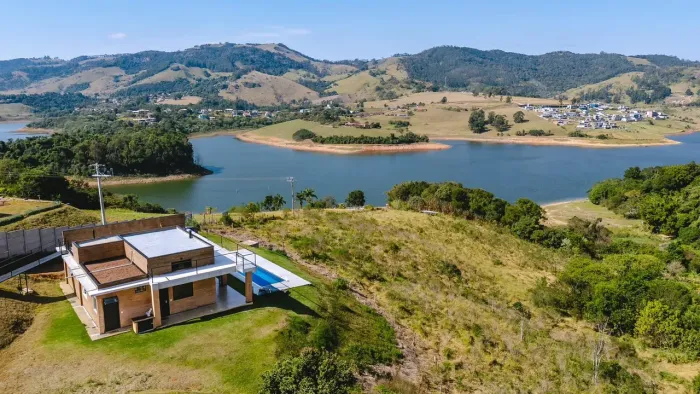 Casa exclusiva com vista para a Represa Jaguari/ Floresta Natureza, conforto e bem-estar