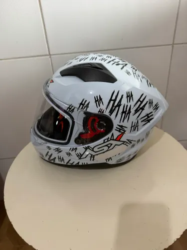 Capacete ASX tamanho 61 pouco usado