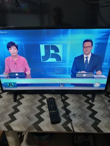 Tv philco 32 polegadas em bom estado sou da colônia Jacarepaguá