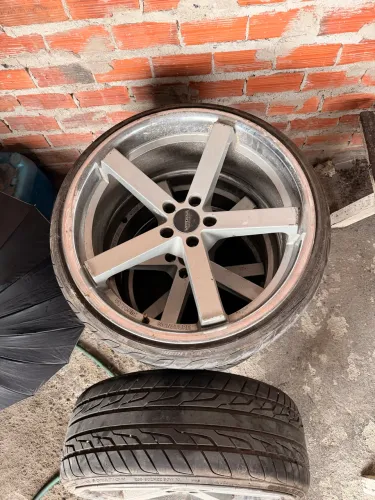 Aro 22 Pneus Novos 