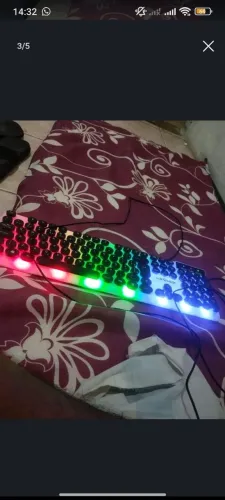 Teclado semimecânico kit completo mais um controle de PS2 e um controle joystick via bluet