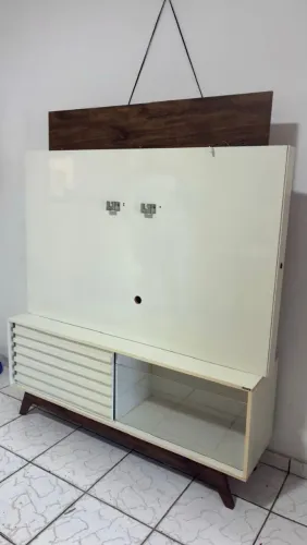 Rack com painel e led em ótimas condições