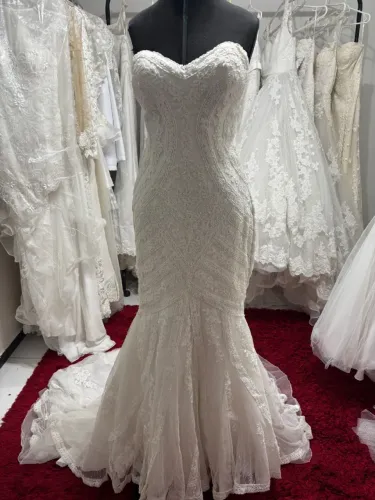 Maravilhoso vestido de noiva