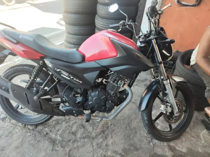 Moto 150 único dono