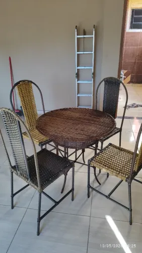 Jogo de cadeiras mesclado
