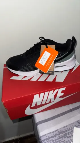 Tênis original Nike nunca usado 