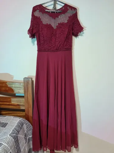 Vestido de festa tam. G cor marsala
