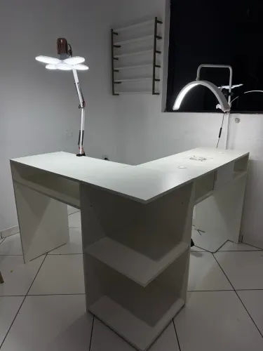 mesa para nails com sugador embutido 