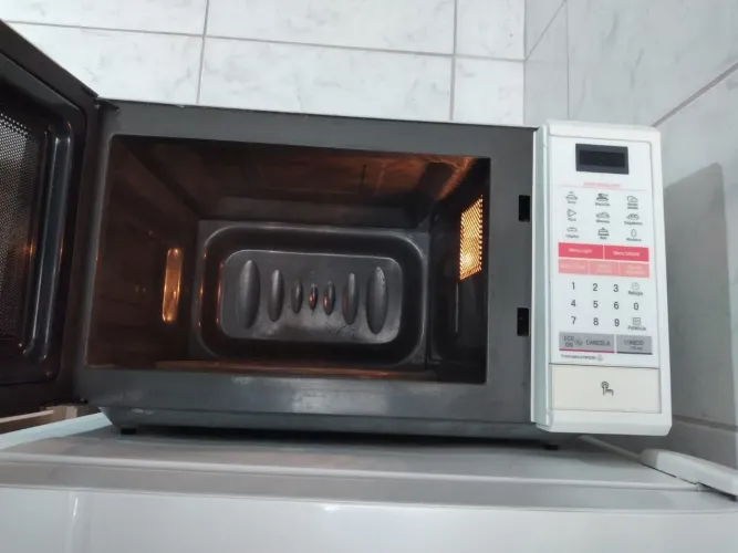 Conserto de micro-ondas e forno elétrico 