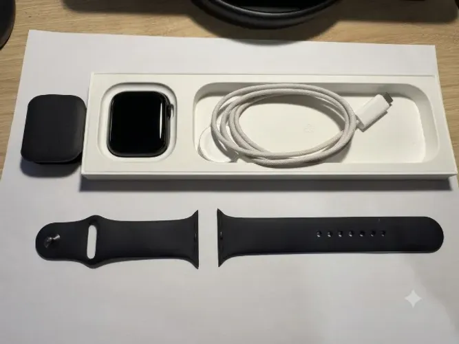 Apple Watch Series 9 45mm GPS - usado, bateria 90%.