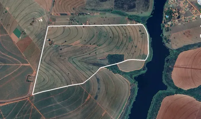 Fazenda de 59 Alqueires em Sud Mennucci-SP
