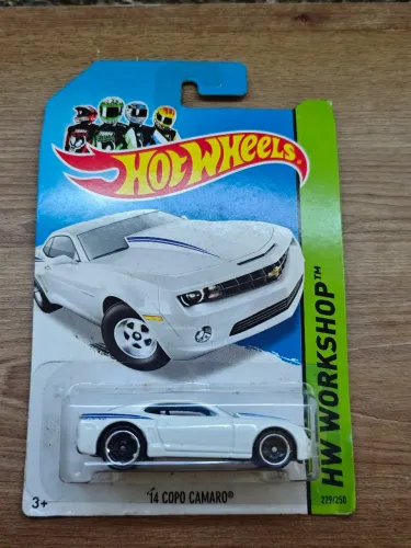 Hot wheels "14 COPO CAMARO"