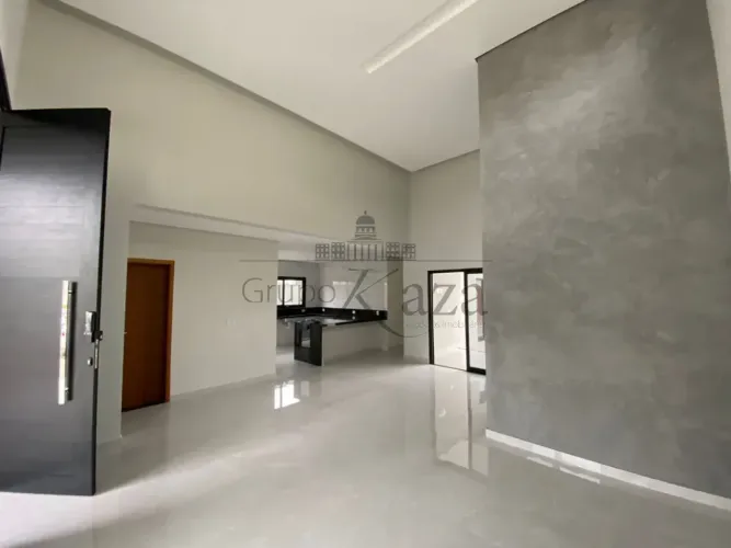 Casa em Condomínio- Caçapava - Condomínio Terras do Vale - 3 Dormitórios - 150m².