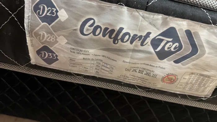 Colchão solteiro padrão