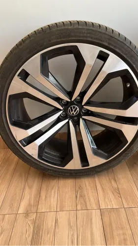 Roda Aro 22 Original Audi Q8 