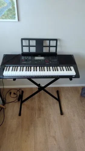 Teclado Casio Ct-x3000 + Suporte