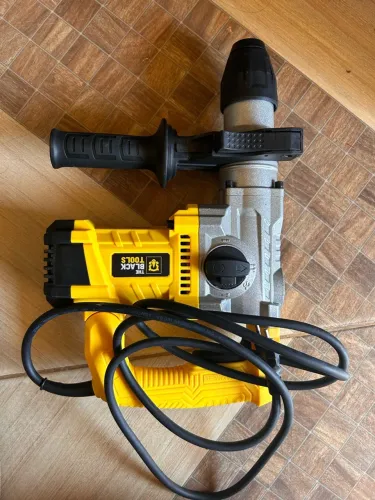? FURADEIRA 1.100W POTENTE ? ÓTIMO ESTADO ? PRONTA PARA USAR