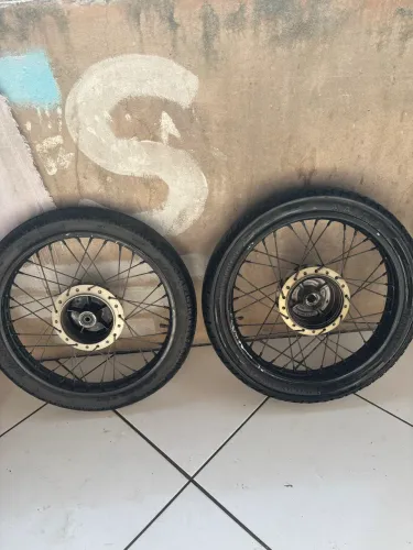 Rodas raiadas 125