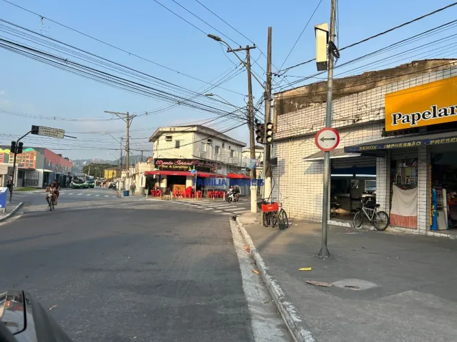 Loja para vender na Afonso Schmidt no Castelo em Santos