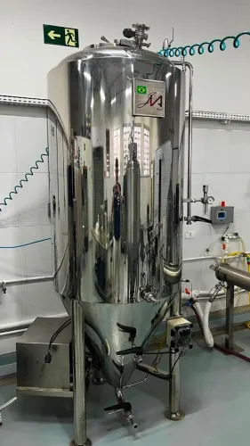 Fermentador Autorrefrigerado 600L