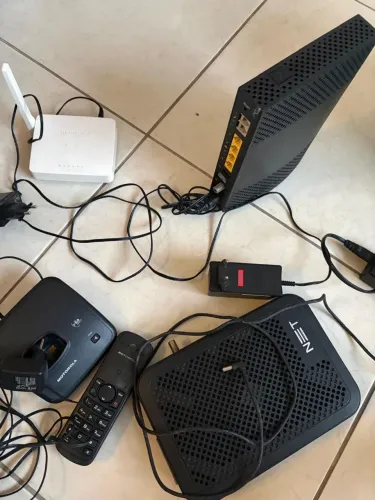 Lote com equipamentos de internet + telefone sem fio