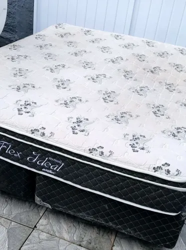 Cama box com base