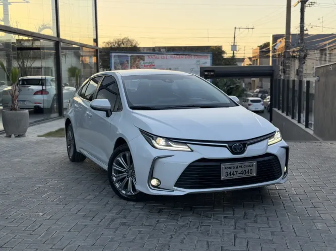 Toyota Corolla Altis Hybrid 1.8 16V Flex Aut. 2023