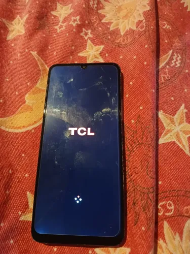 Vendo ou troco por um computador bom que tenha Windows 11 ou 12 vai sem o carregador