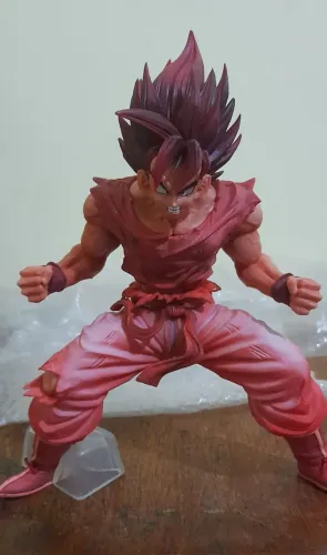 Figura de ação Goku Kaiohken