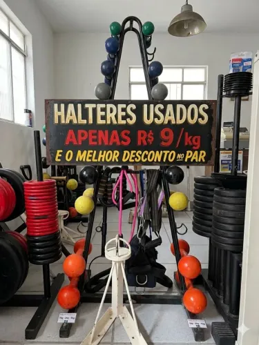 Halteres usados de 1kg, 2kg e 8kg (últimos)