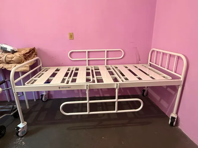 Cama hospitalar 