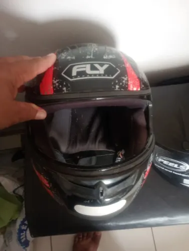 Capacete