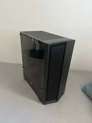 Gabinete gamer + 5 fans (nunca usados)