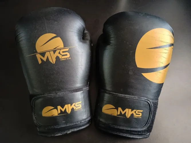 Luva MKS champions 18oz